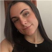 Profesora de violín titulada en el Grado Profesional en Música, especialidad Violín